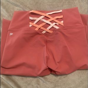 Fabletics Size Med Mauve leggings. NWT.
